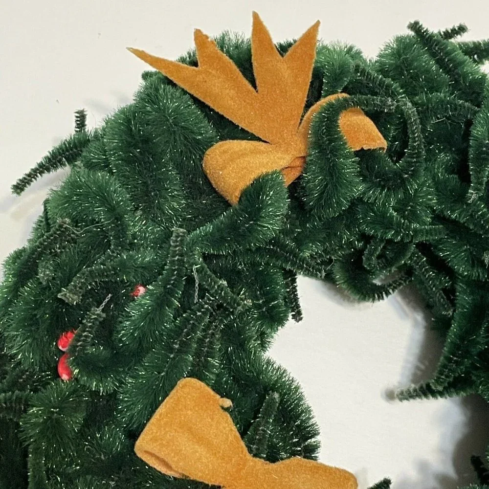 vintage green chenile christmas wreath Decor Gold bows berries